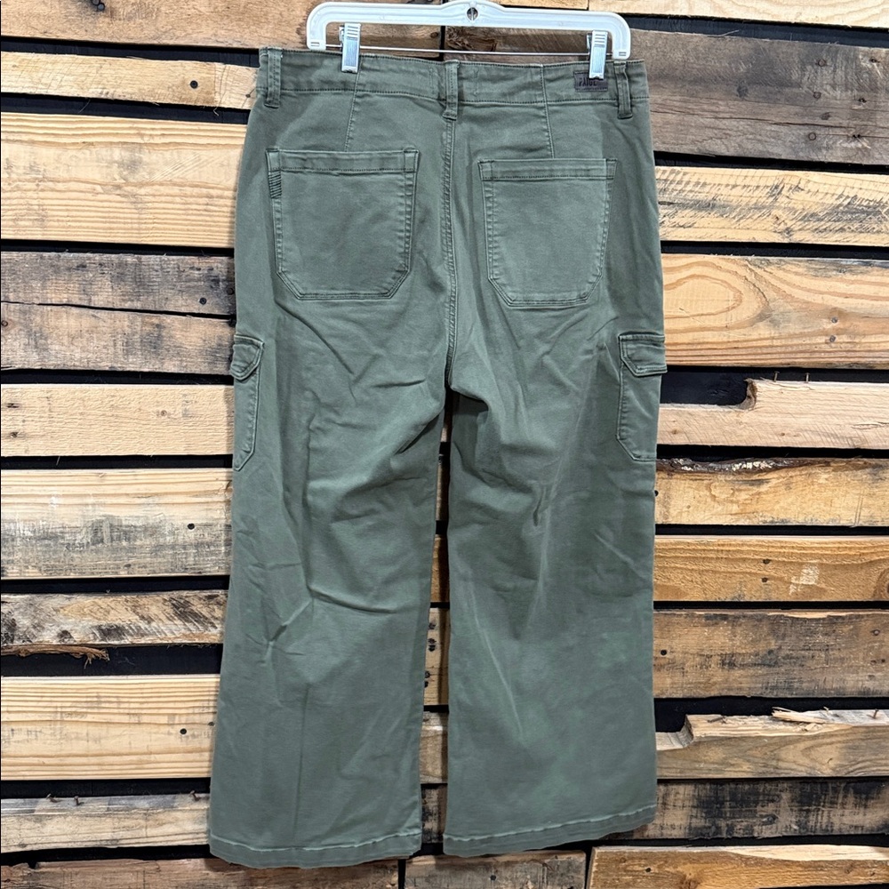 PAIGE Women's Carly Cargo Wide Leg Vintage Ivy Green Jeans Size 31 - Picture 7 of 11